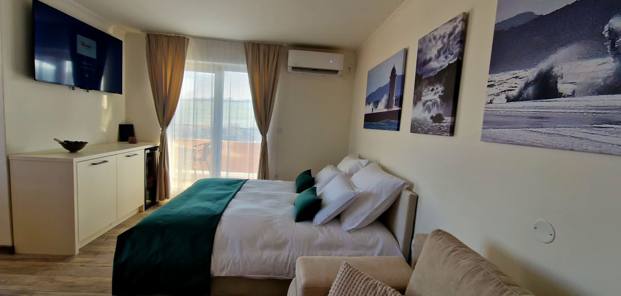 Superior Apartment with Balcony — Room 308 — photo 1 of 24